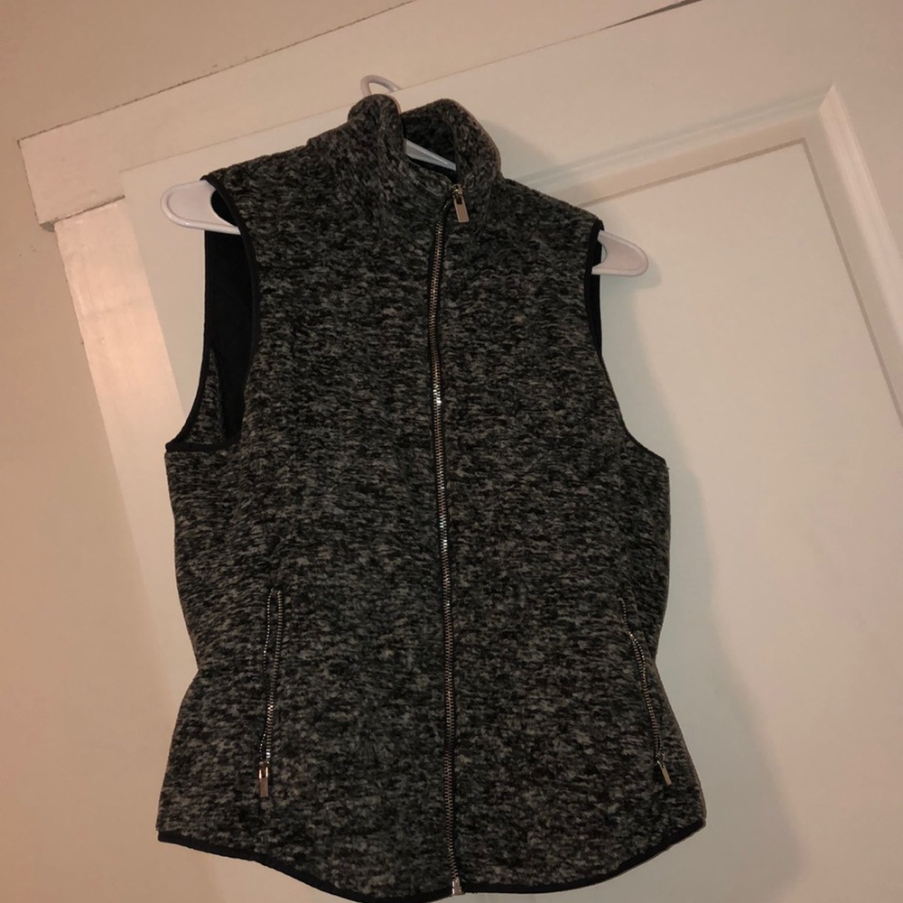 Abercrombie & Fitch Vest